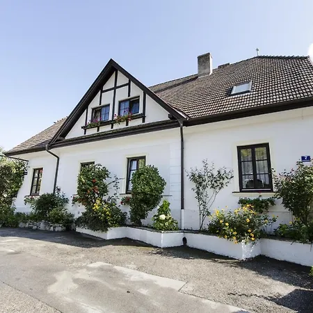 Winzerhof Petz - Weinberg * Krems an der Donau